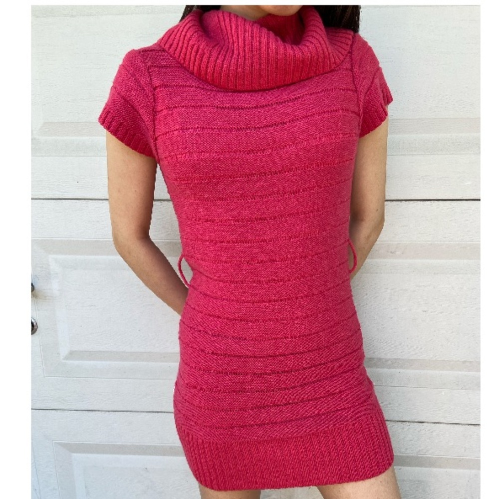 Guess Pink Knit Ribbed Turtleneck Sweaterdress